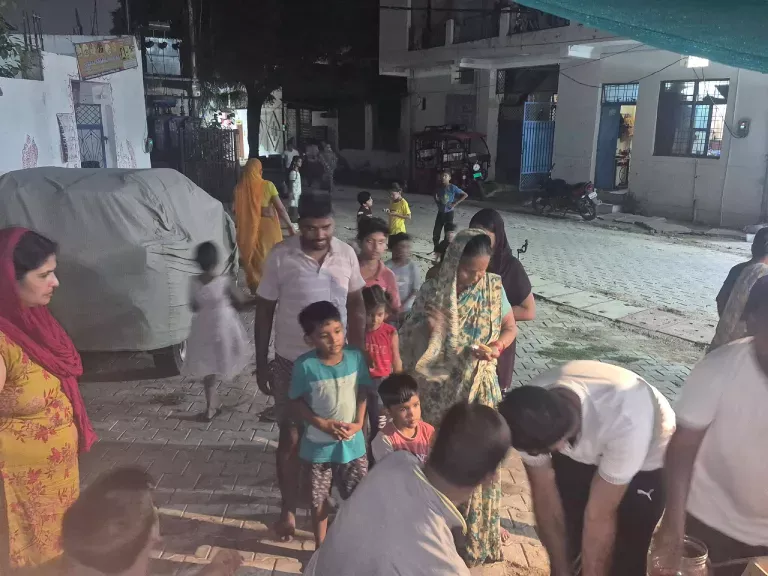 अमावस्या(जुलाई, 2026)  पर प्रसाद वितरण